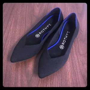 Rothy’s “The Point” in Solid Black
